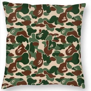 BAPE / BATHING APE Accent Pillow Case - Camo